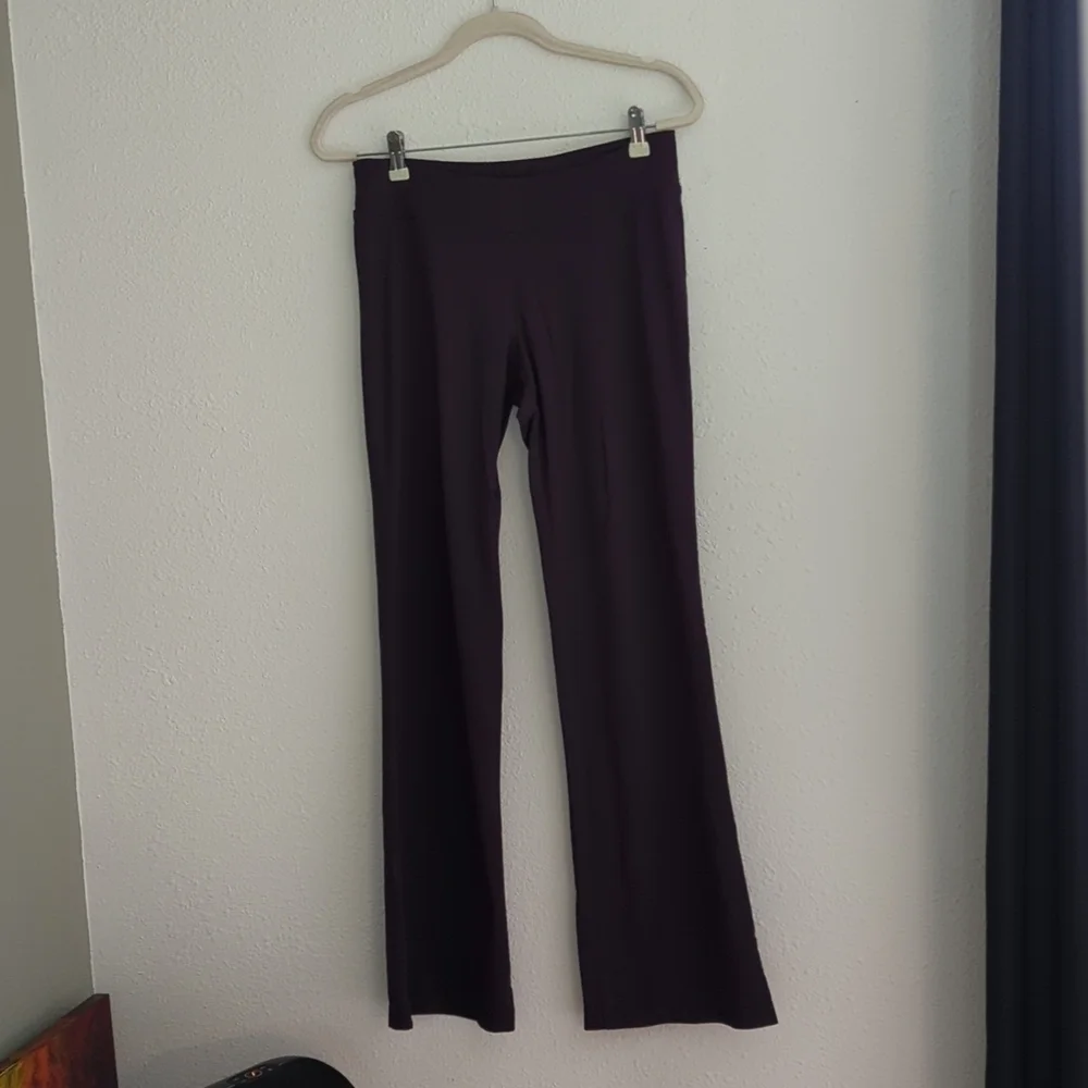 Patagonia Straight Leg Full Length Leggings Women's Size Medium Purple Rhythm